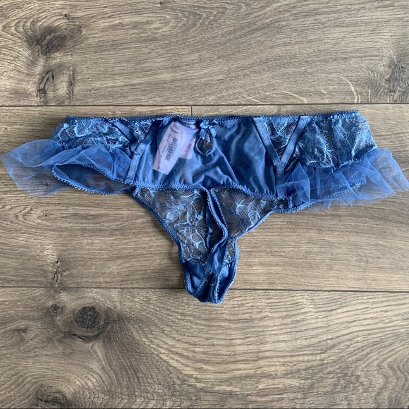 Victoria’s Secret Designer Thong / Tanga Panty - Picture 3 of 5